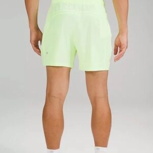 Lululemon Pace Breaker Linerless Short 5" FZAP Faded Zap L Large yellow